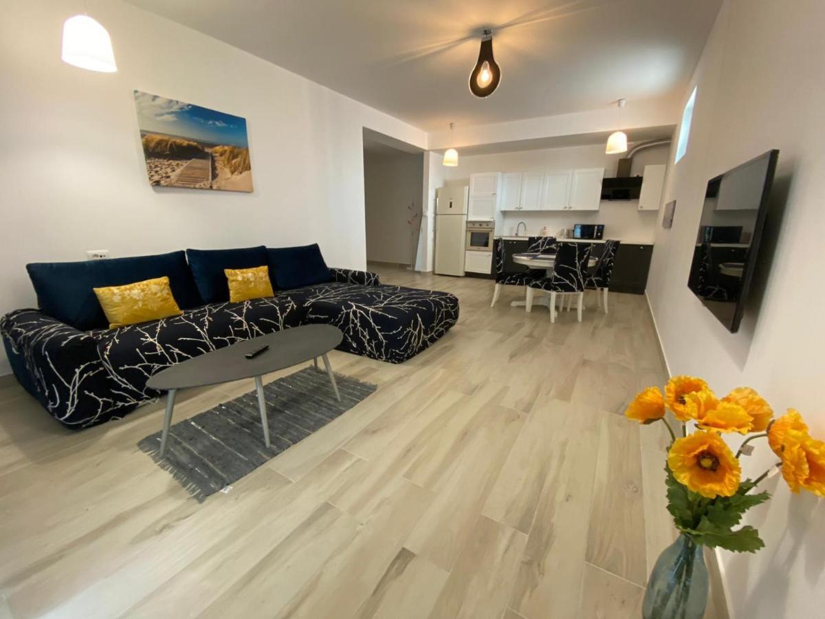Marina Surf Hotell Năvodari Eksteriør bilde
