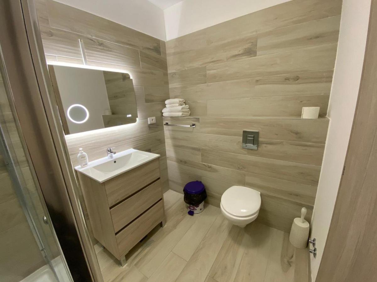 Marina Surf Hotell Năvodari Eksteriør bilde