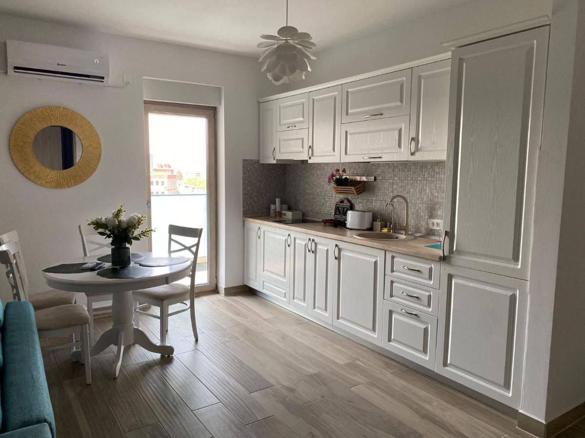 Marina Surf Hotell Năvodari Eksteriør bilde